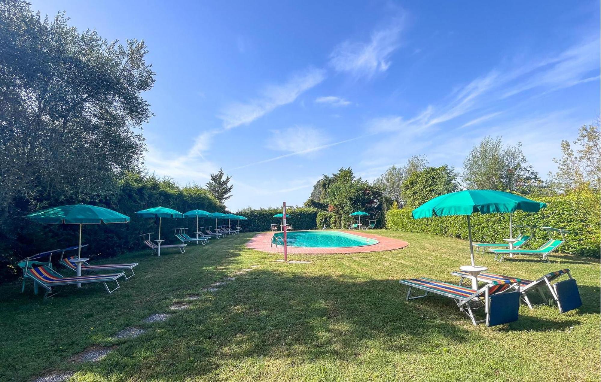Lovely Apartment In Tuoro Sul Trasimeno With Wifi エクステリア 写真